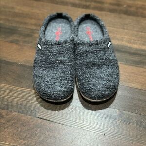 Giesswein Premium Merino Wool Slippers (never worn!)